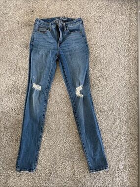 Universal Thread Women's Skinny Jeans - Blue Size 0 / 25R